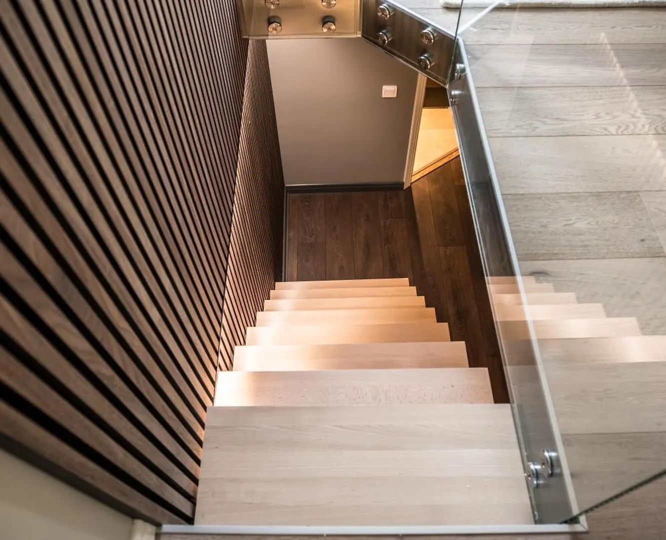 Unique Apartment With Private Terrace & Entrance Estocolmo